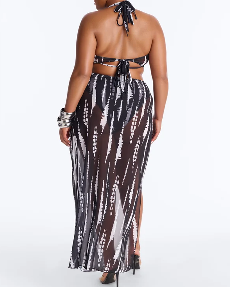 Bikini sexy amb estampat contrastant i detall de anell, amb faldilla maxi de platja