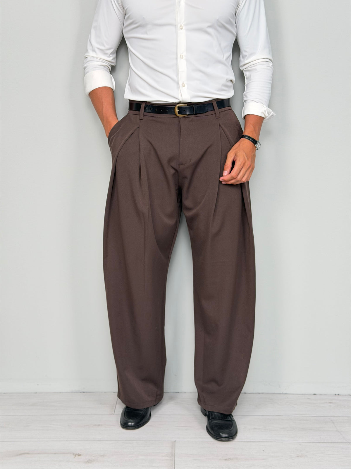 Pantaloni Club a gamba larga con tasca posteriore
