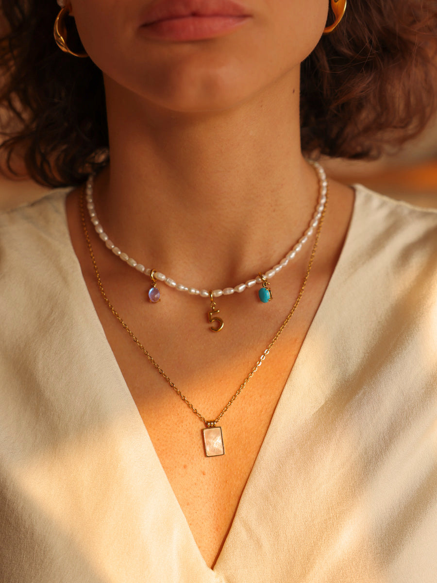 Collier de Perles Élégantes