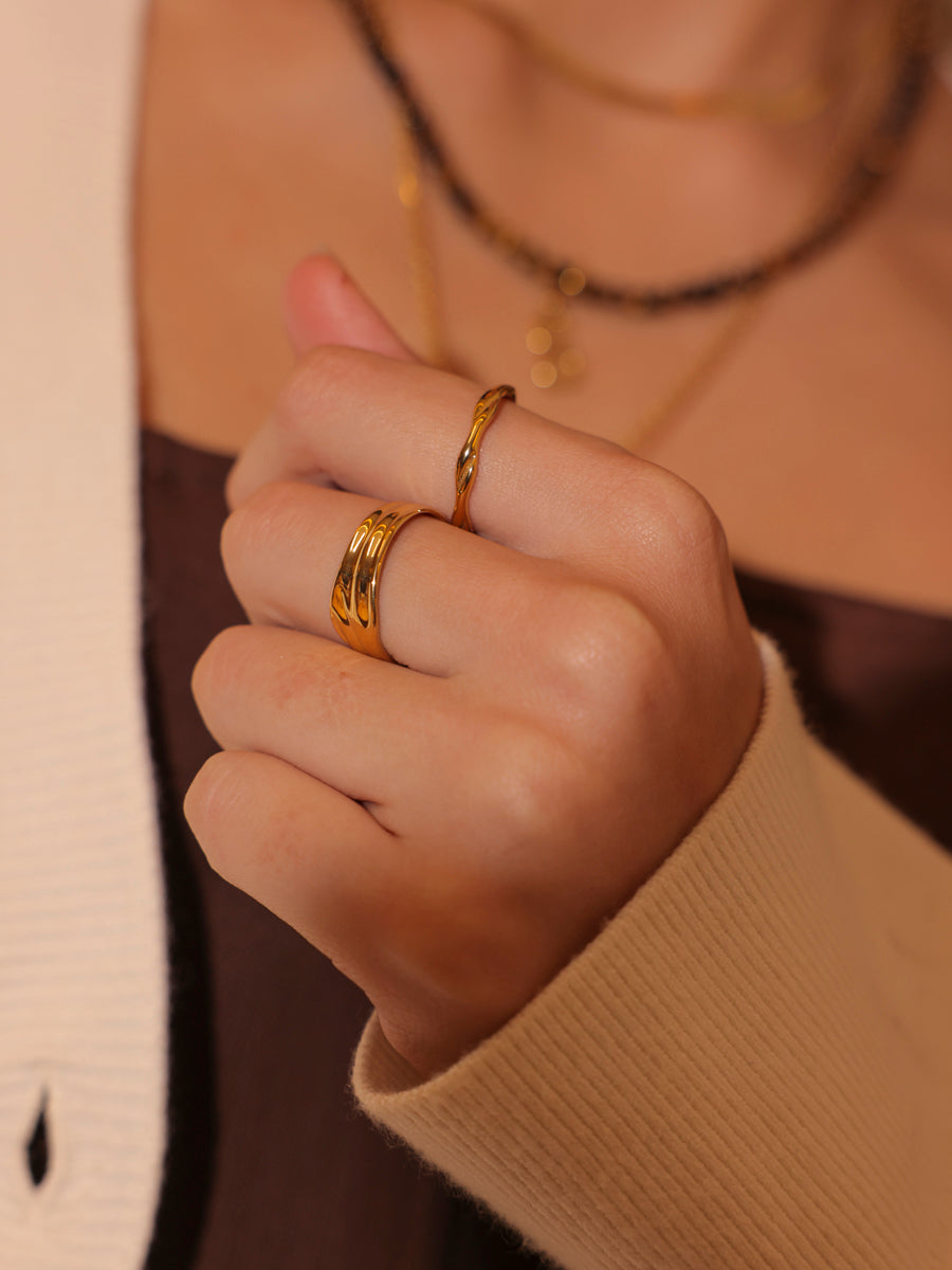 Anello Classico Ondulato