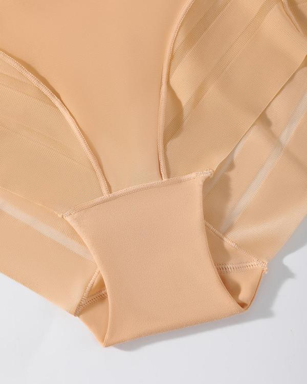 Culot reductor sense costures amb efecte push-up i panells de tul