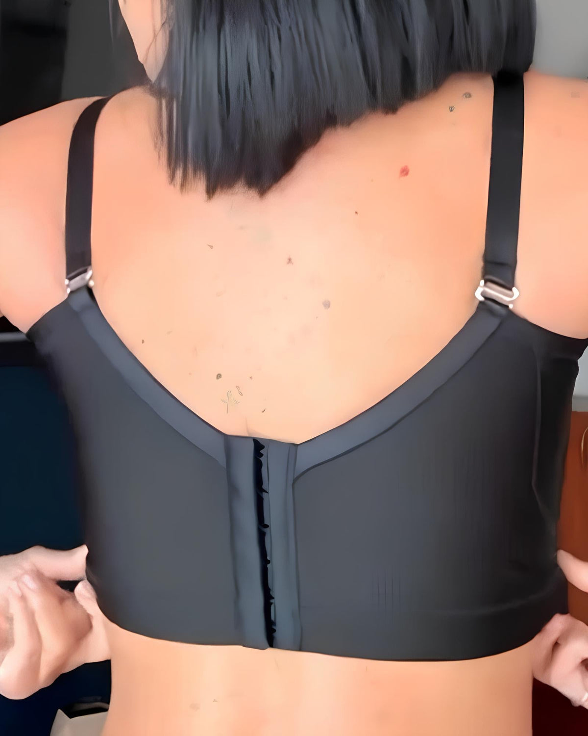 Sutjador push-up escultural liso amb tancament de 6 ganxets