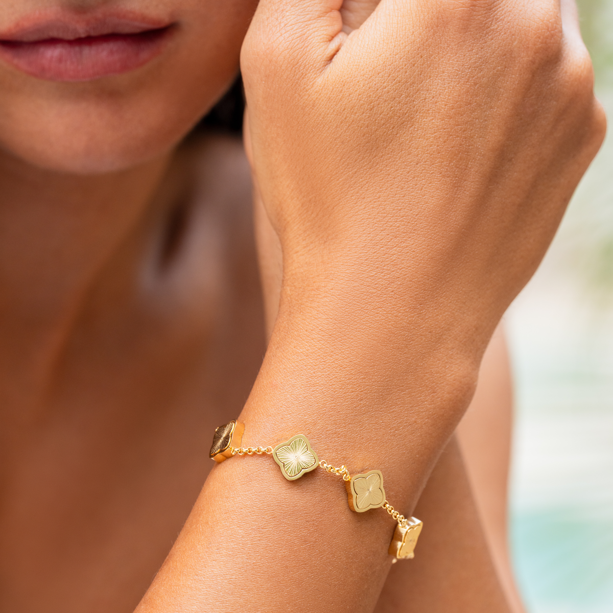 Kløverarmbånd