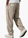 Pantalón cómodo de estilo atemporal