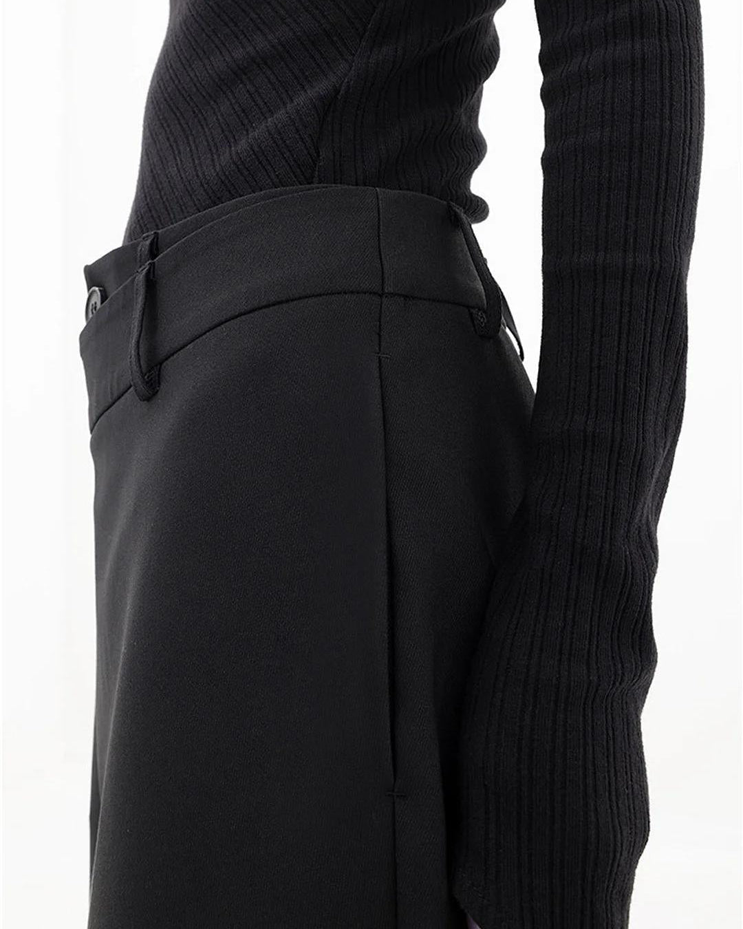 Pantaloni a gamba larga con design
