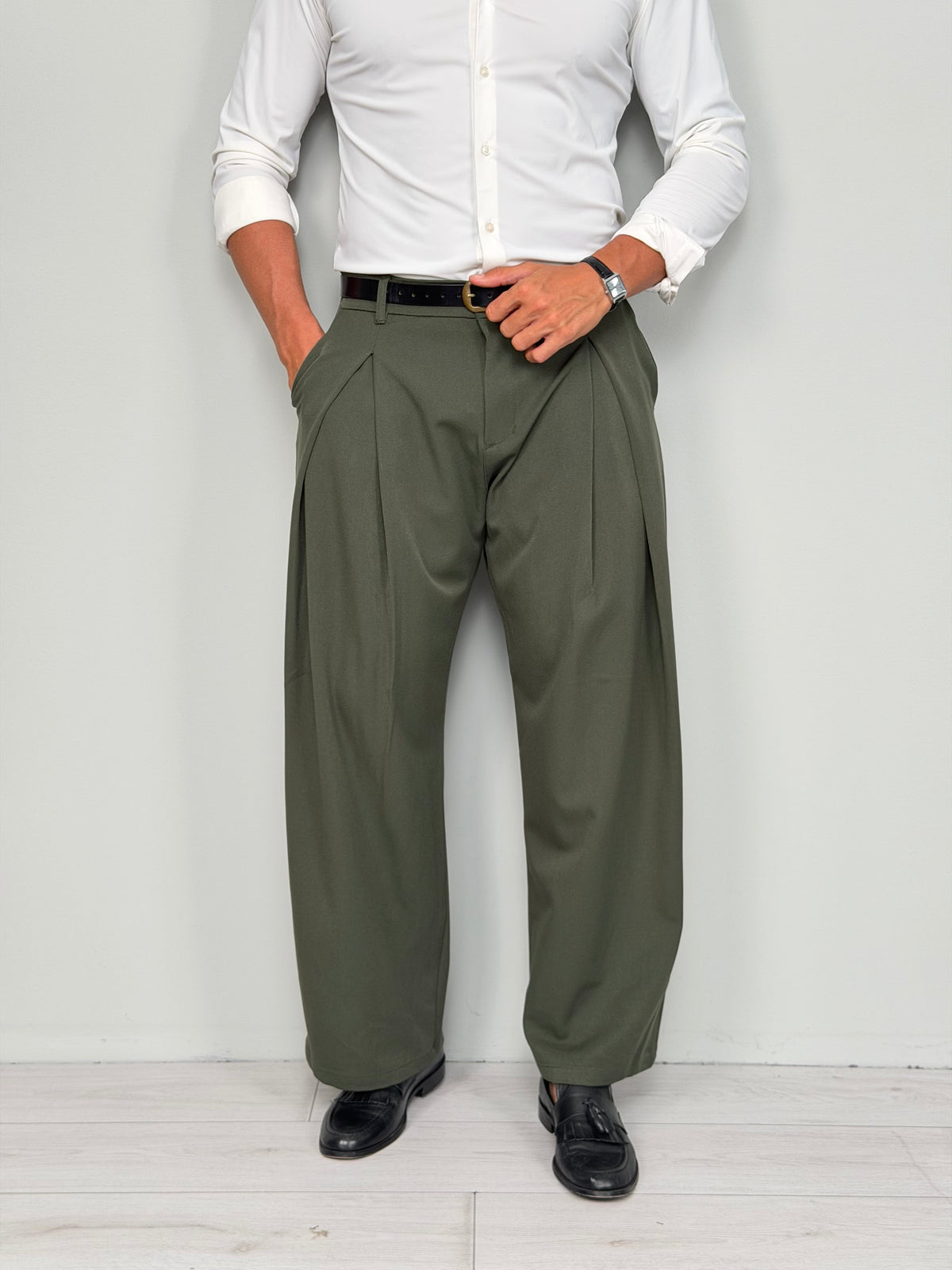 Pantaloni Club a gamba larga con tasca posteriore