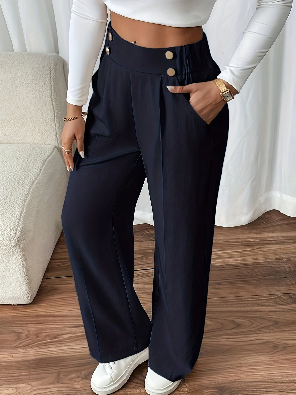 Pantaloni sartoriali dritti dall'eleganza casual
