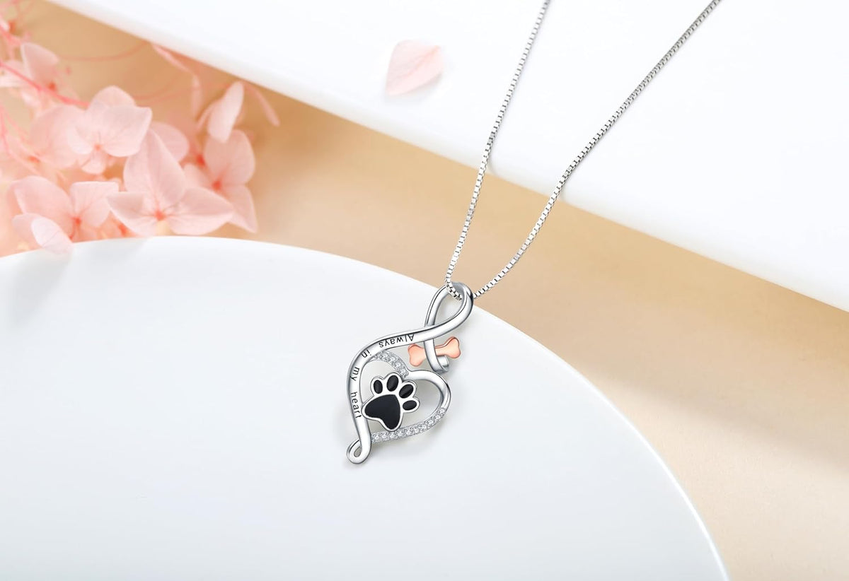 Collier patte avec cœur, os et infini