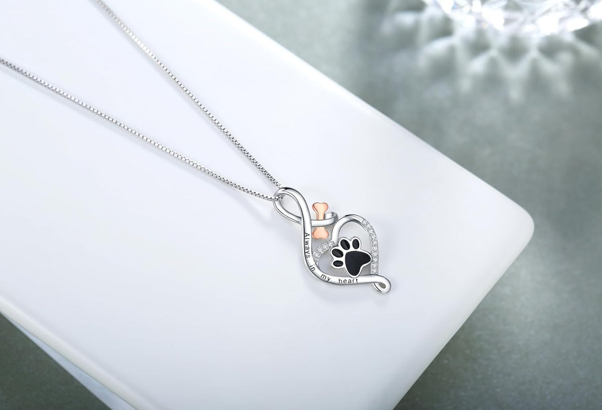 Collier patte avec cœur, os et infini