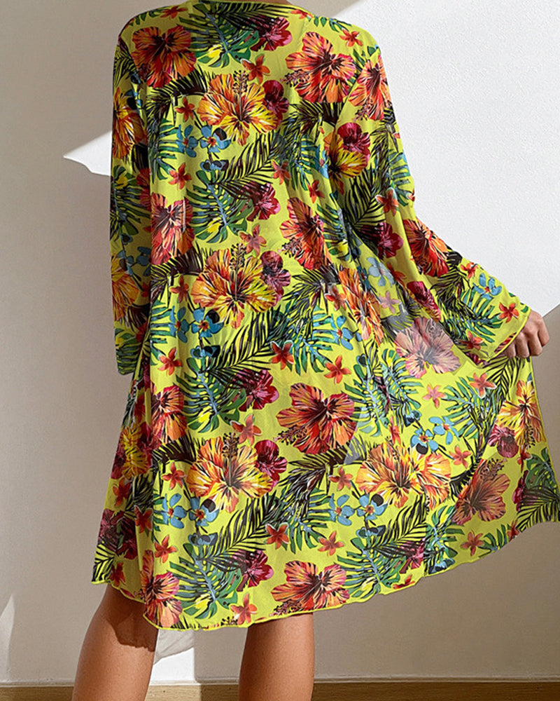 Bikini avec paréo fleuri