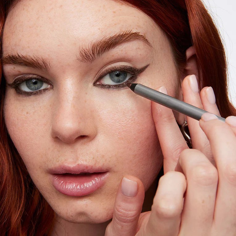 Vanntett og langvarig eyeliner