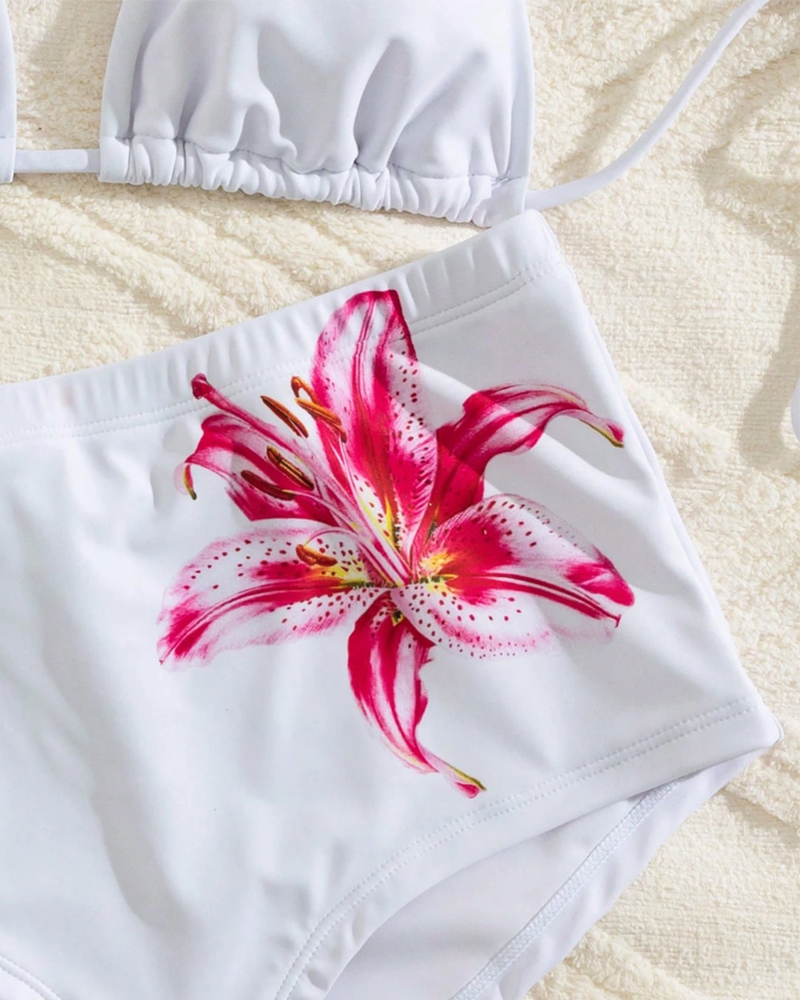Set bikini a due pezzi stampato con top allacciato al collo e vita alta