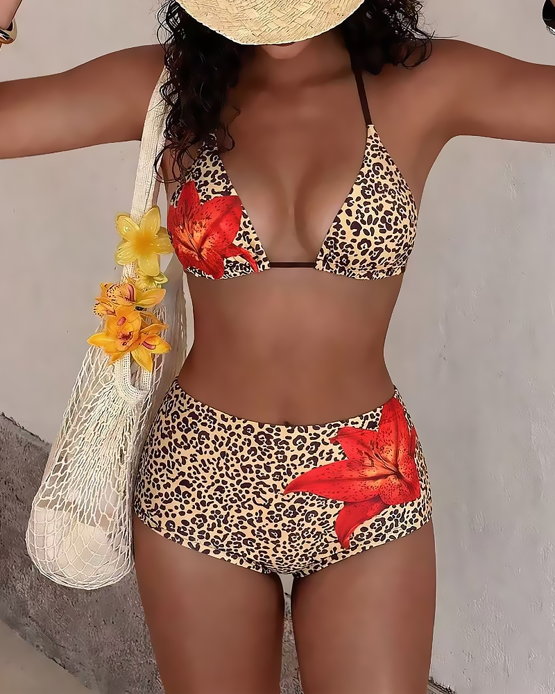 Set bikini a due pezzi stampato con top allacciato al collo e vita alta