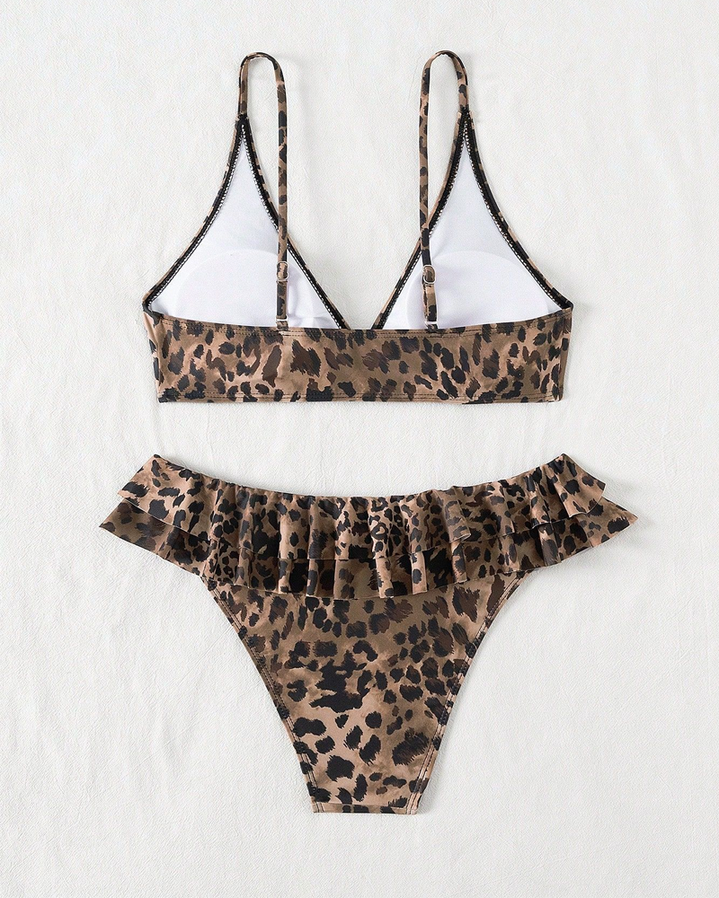 Set bikini a vita alta con stampa leopardata e anello in metallo