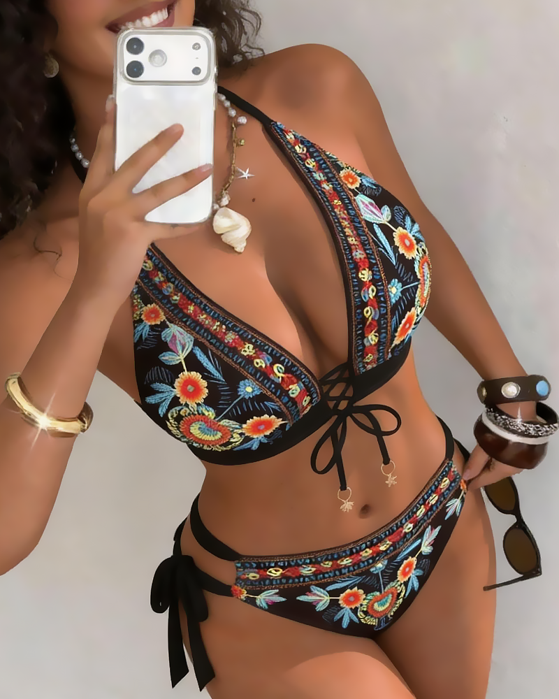 Bikini ricamato a fiori in stile etnico