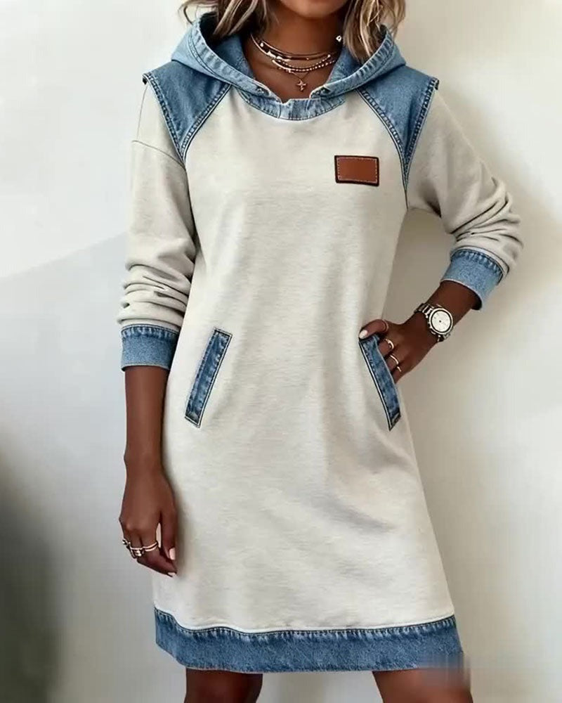 Sweatkjole med hette og jeans-effekt