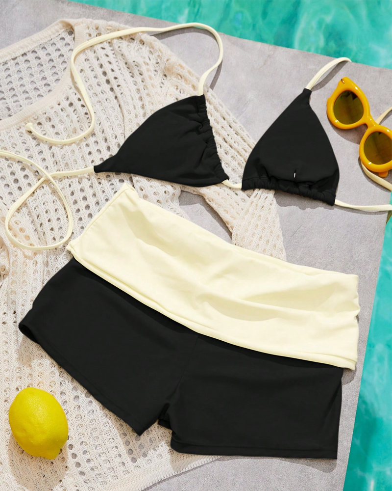 Set bikini due pezzi da resort tinta unita con scollo all'americana da donna
