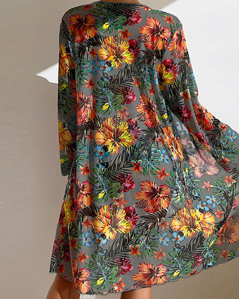 Bikini avec paréo fleuri