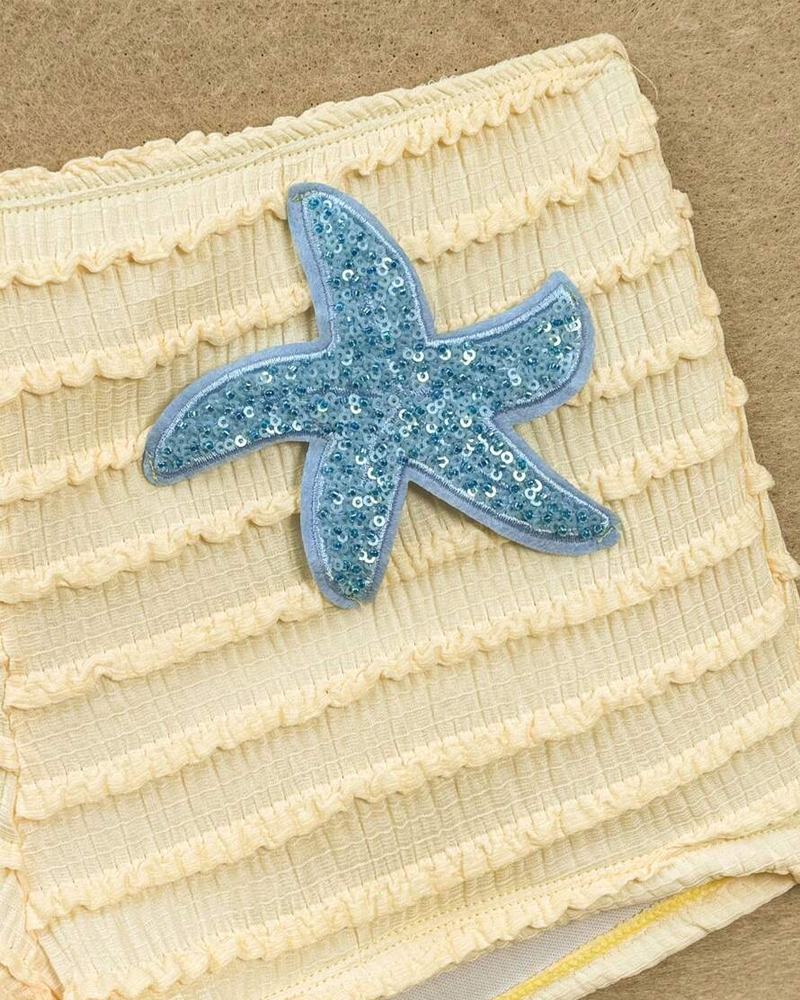 Conjunt de bikini de dues peces amb brodats de l'estrella del mar i seques, amb coll de gola