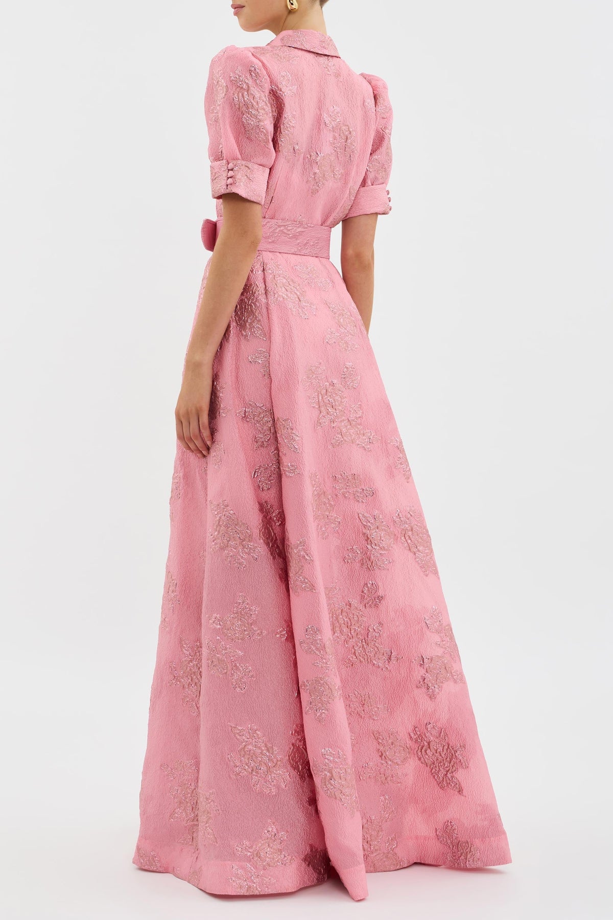 Robe courte à manches bouffantes