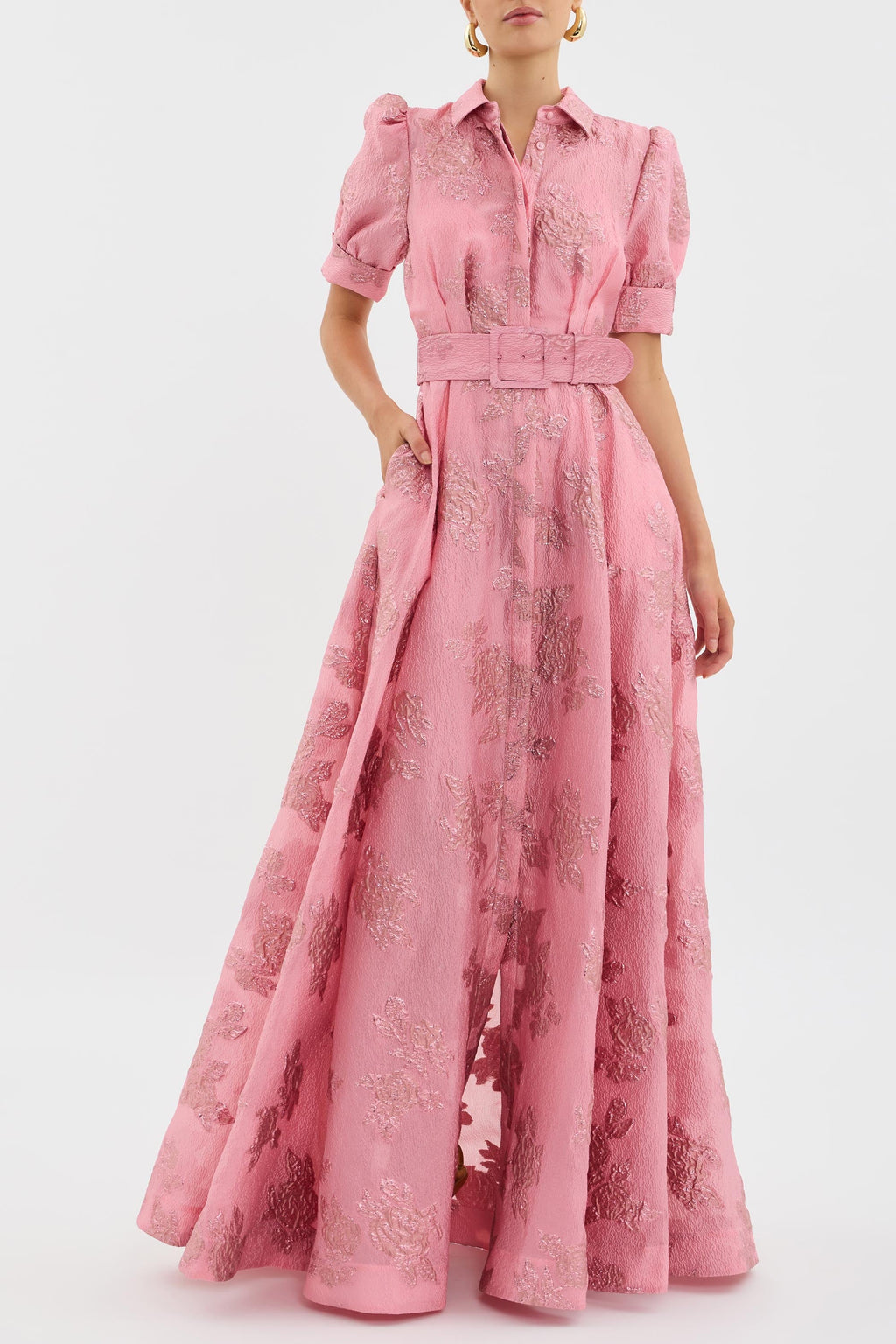 Robe courte à manches bouffantes