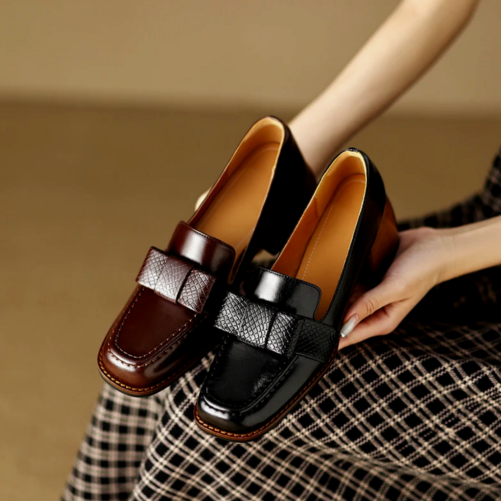 TRISHA | Mocasins elegants amb detall de nus