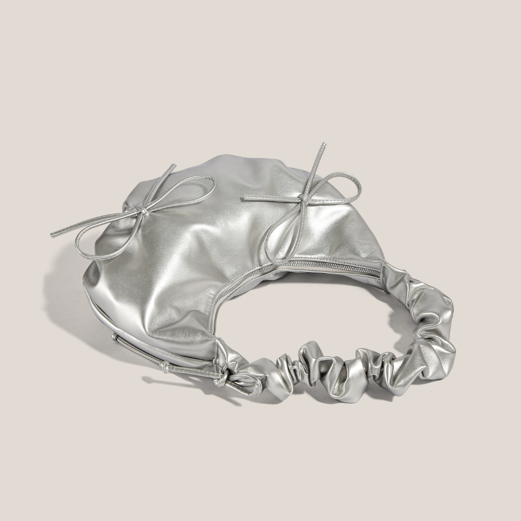 Pochette froncée volumineuse