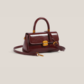 Bolso de mano brillante