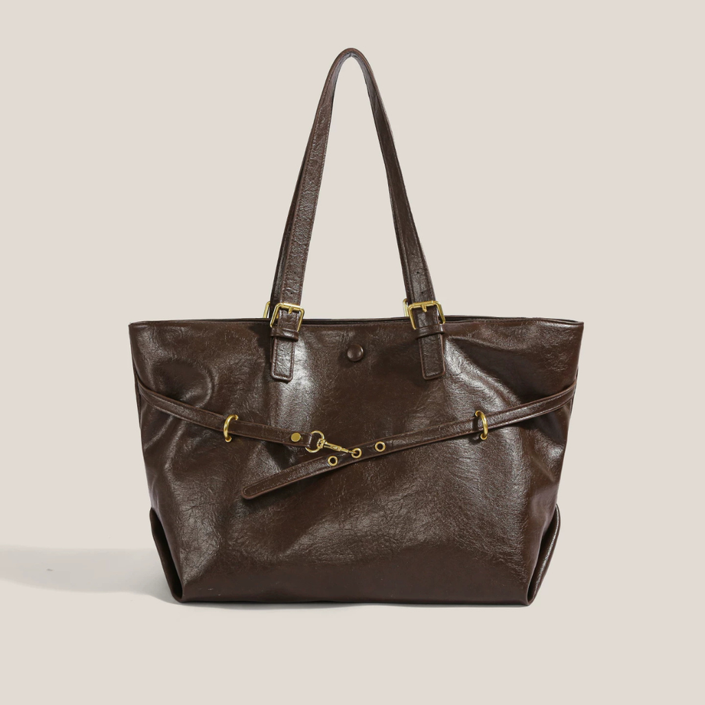 Bolso de hombro con hebilla