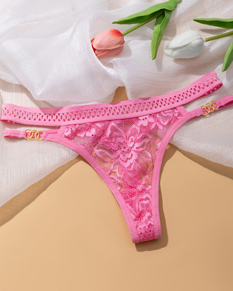 Lot de strings sexy en dentelle et tulle à boucle métallique
