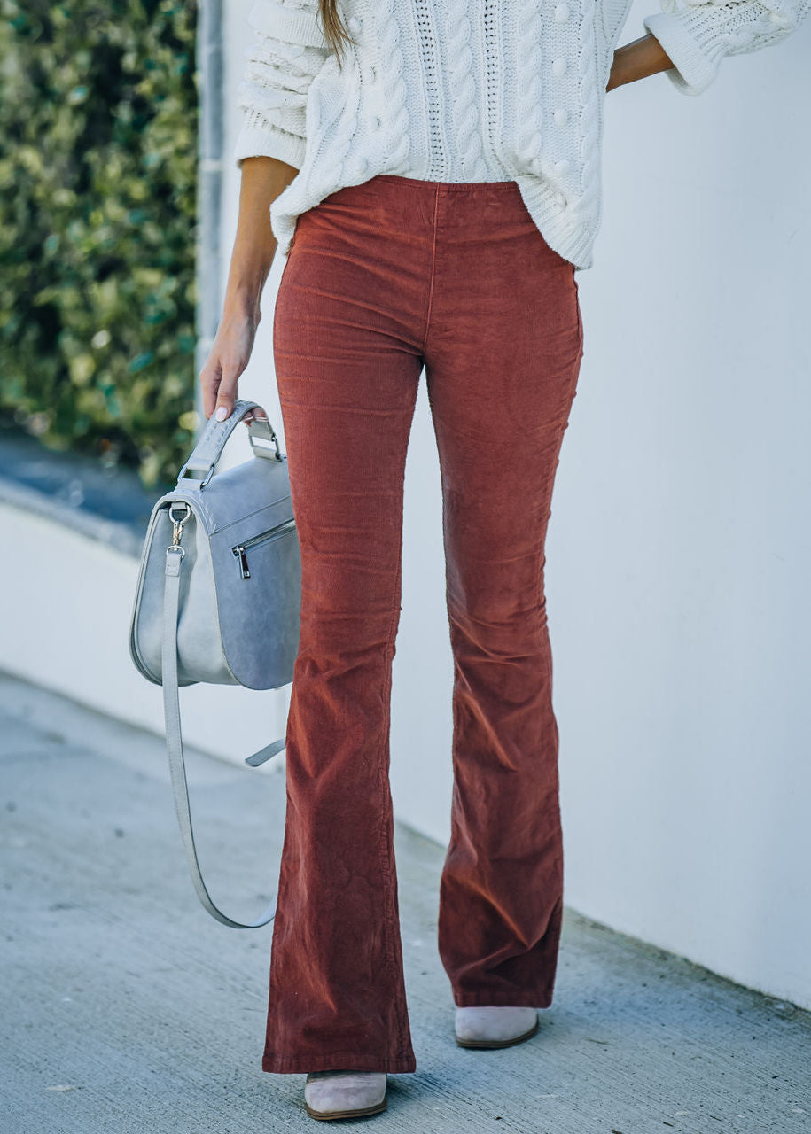 Pantalones acampanados de pana