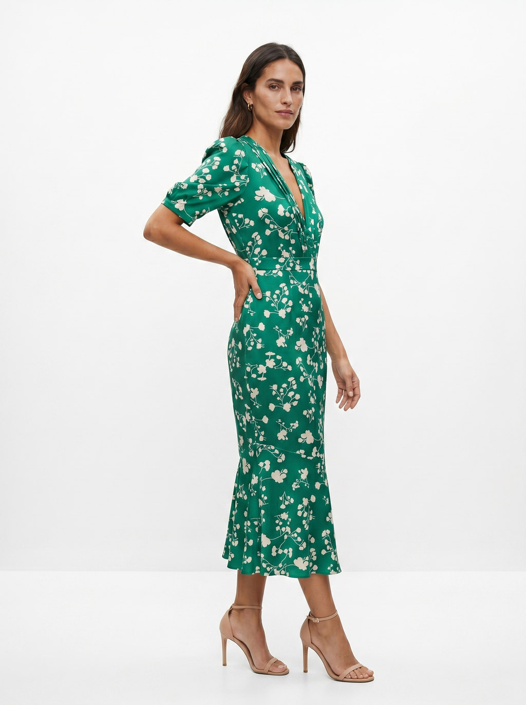 Amaia | Vestit amb disseny floral i coll en V