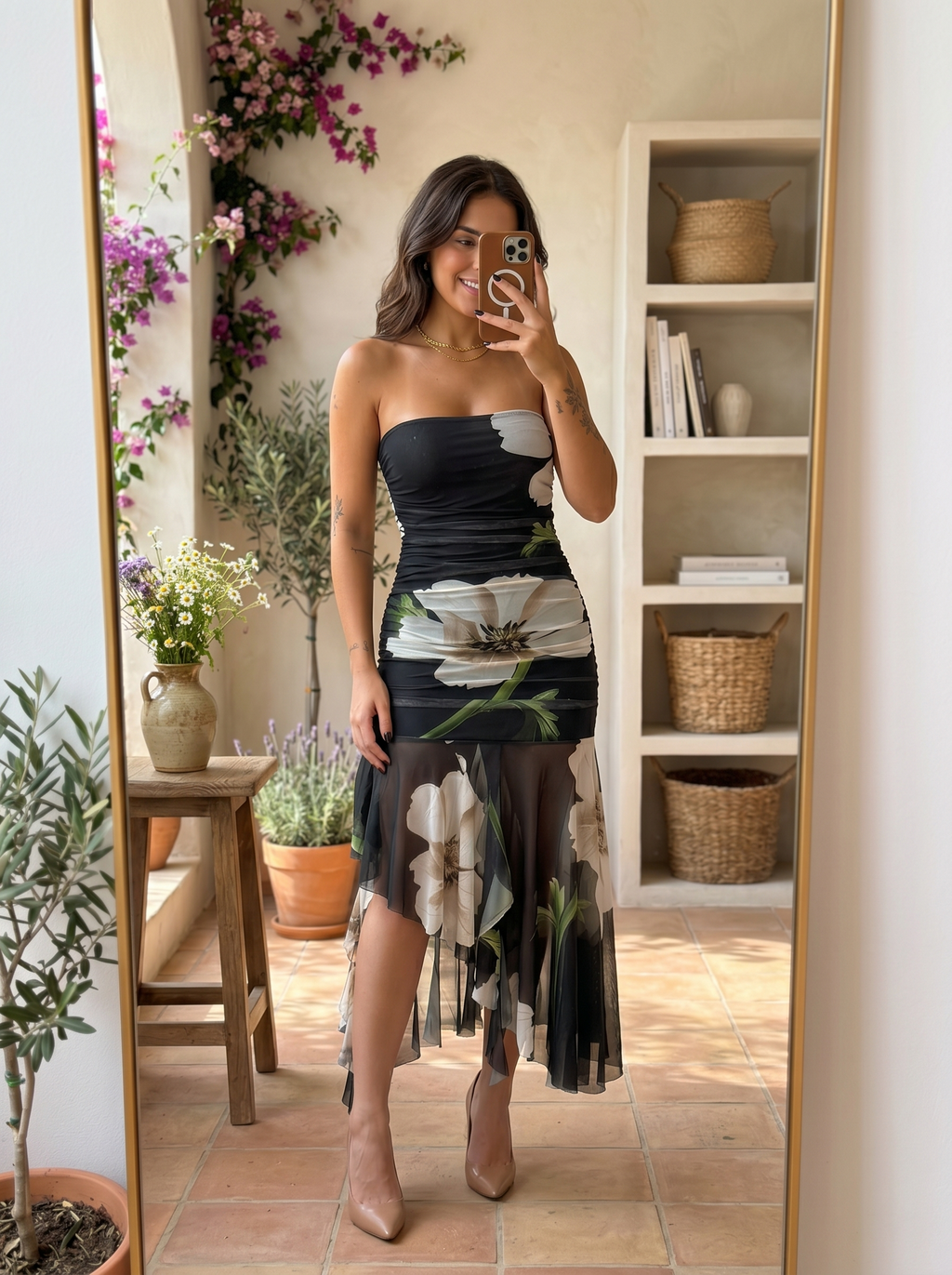 Helena | Vestito nero con stampa floreale