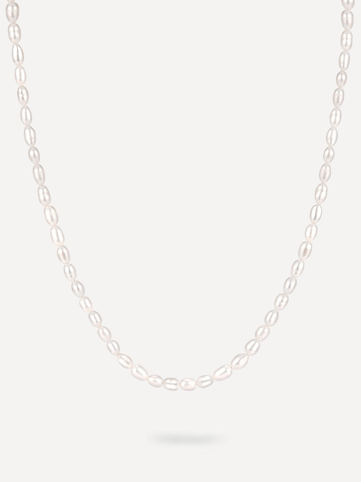 Collier de Perles Élégantes