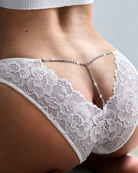 Culotte traforata in pizzo ornata di strass