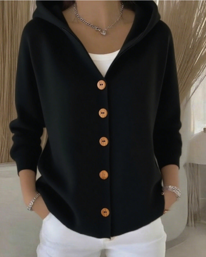 Veste en tricot avec capuche