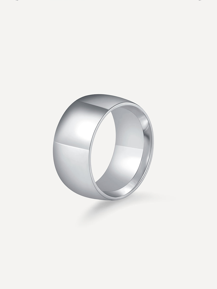 Bague au design minimaliste