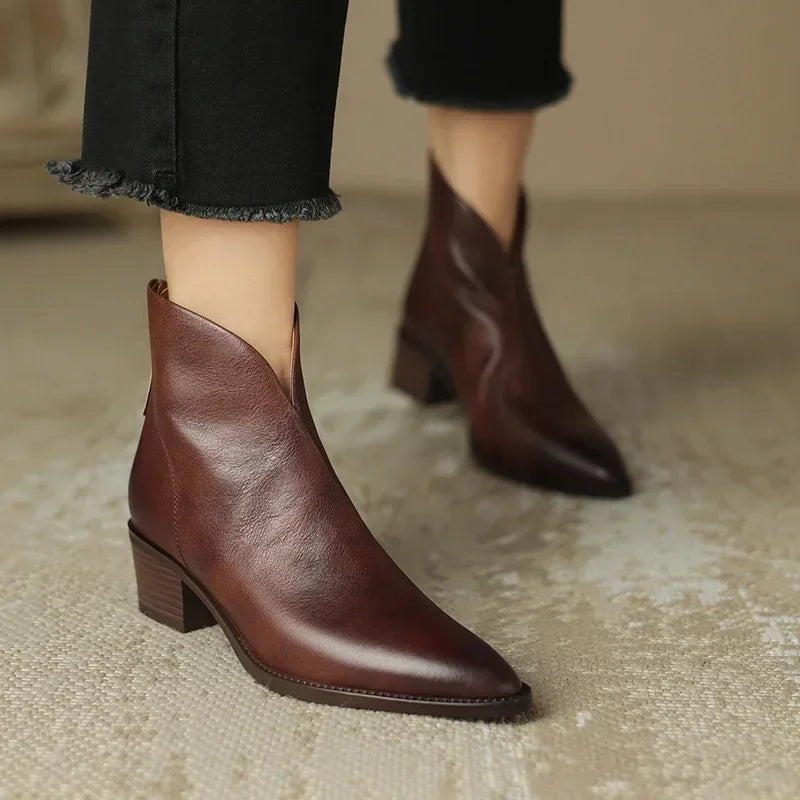 NADIA | Botines de tacón medio con punta