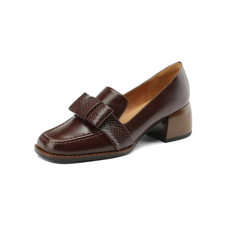 TRISHA | Mocasins elegants amb detall de nus