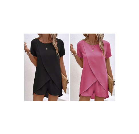 Conjunt de top asimètric de pell i pantalons curts de color uniforme