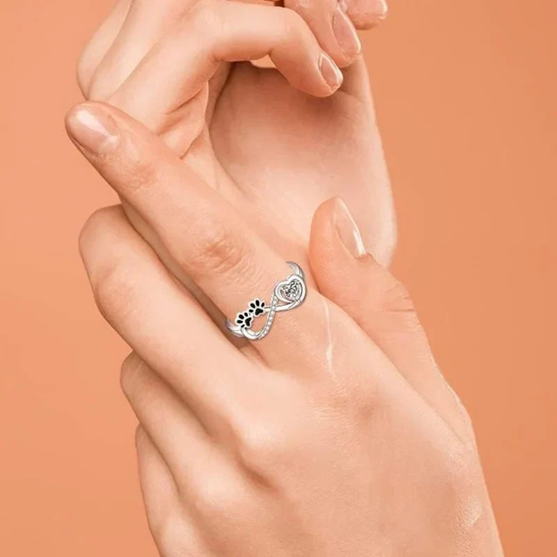 Anello di zirconi con cuore e infinito