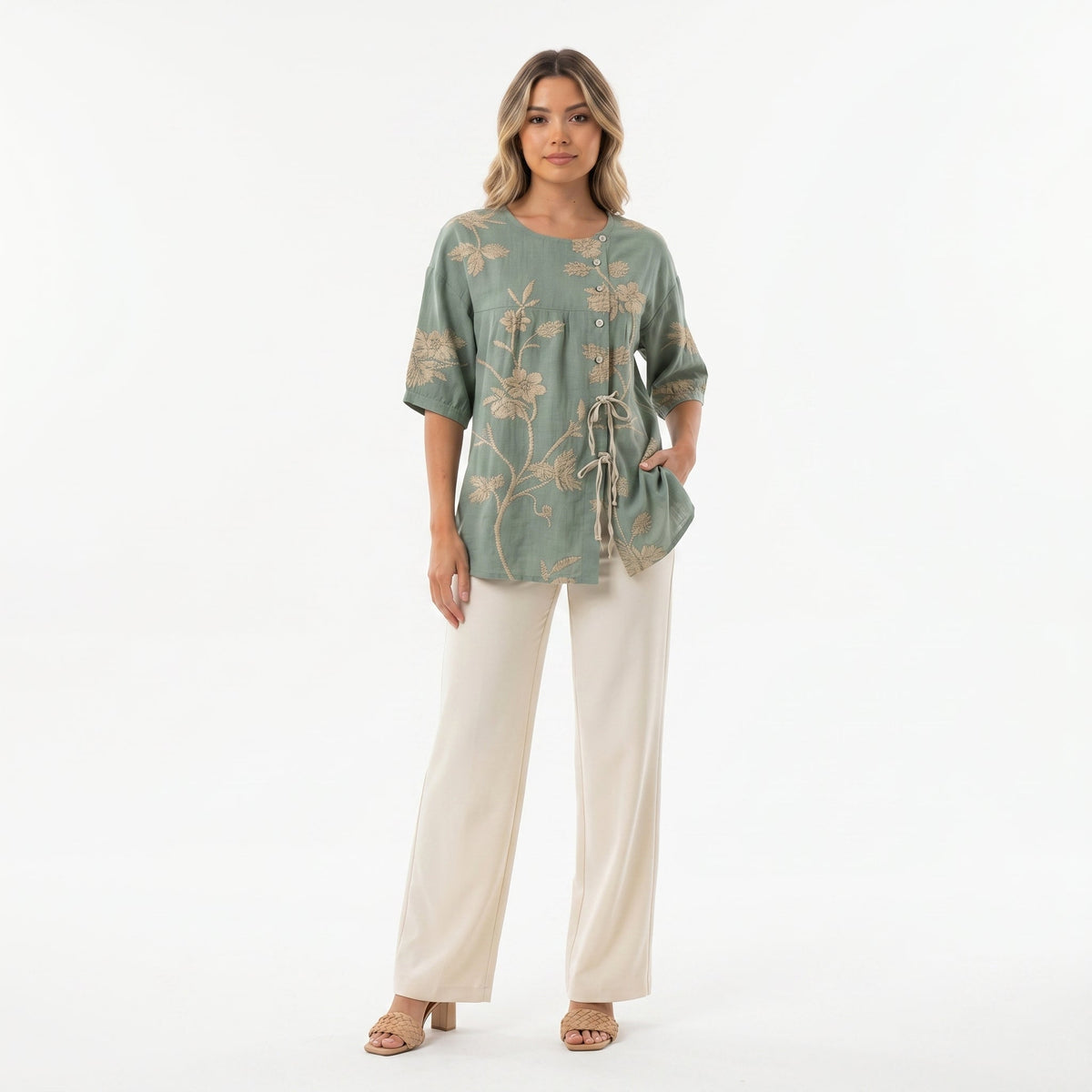 Blusa floreale elegante