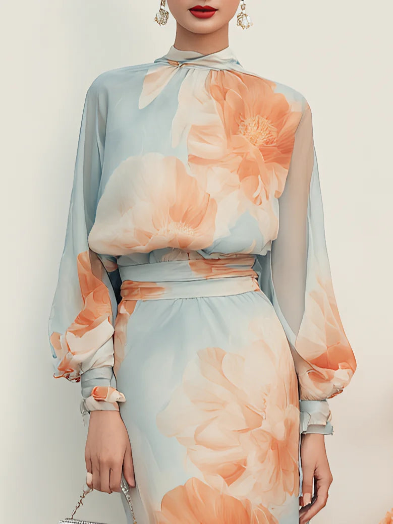 Conjunto de top de cuello alto y falda floral azul claro