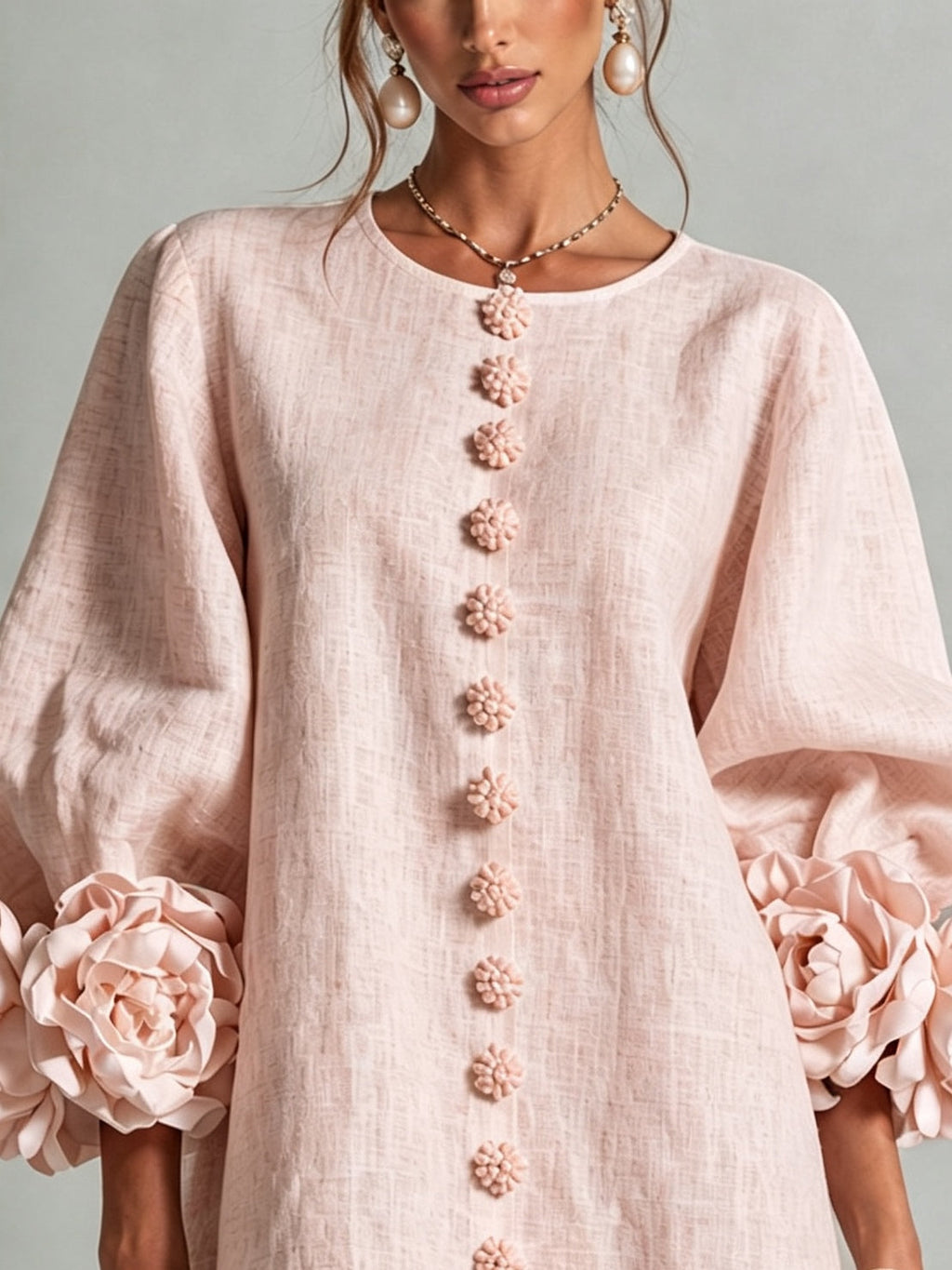 Minivestit rosa amb estampat floral, botons i precioses mànigues florals