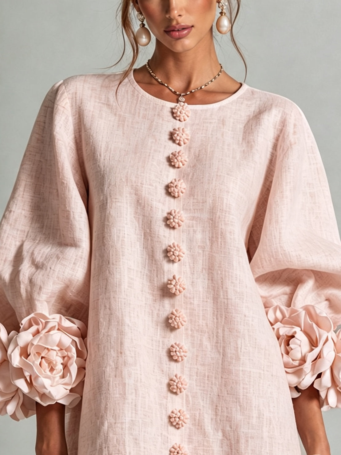 Minivestit rosa amb estampat floral, botons i precioses mànigues florals