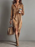 Vestido midi de pana con bolsillos y botonadura simple