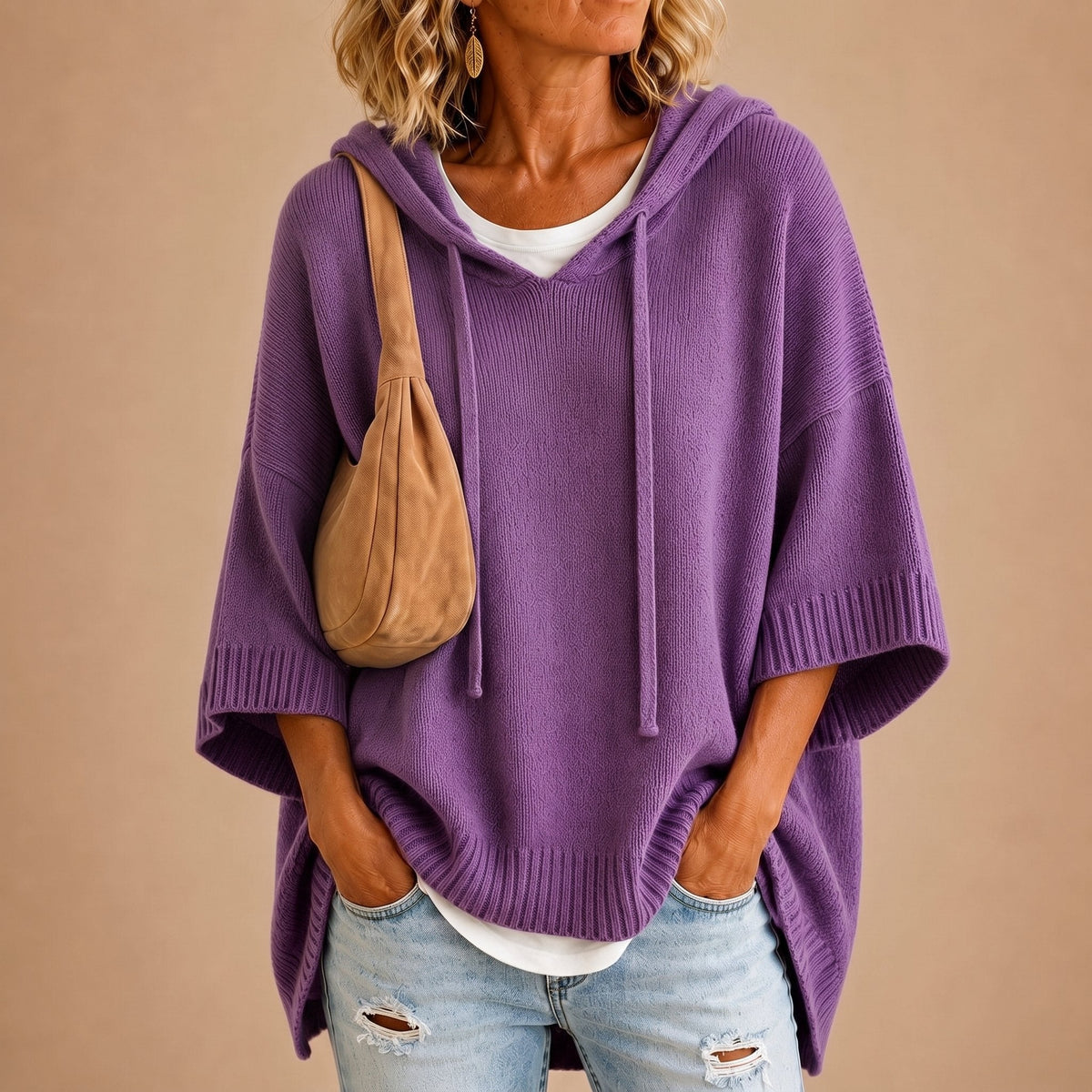 Poncho con cappuccio e maniche a 3/4