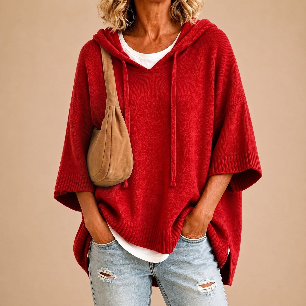 Poncho con cappuccio e maniche a 3/4