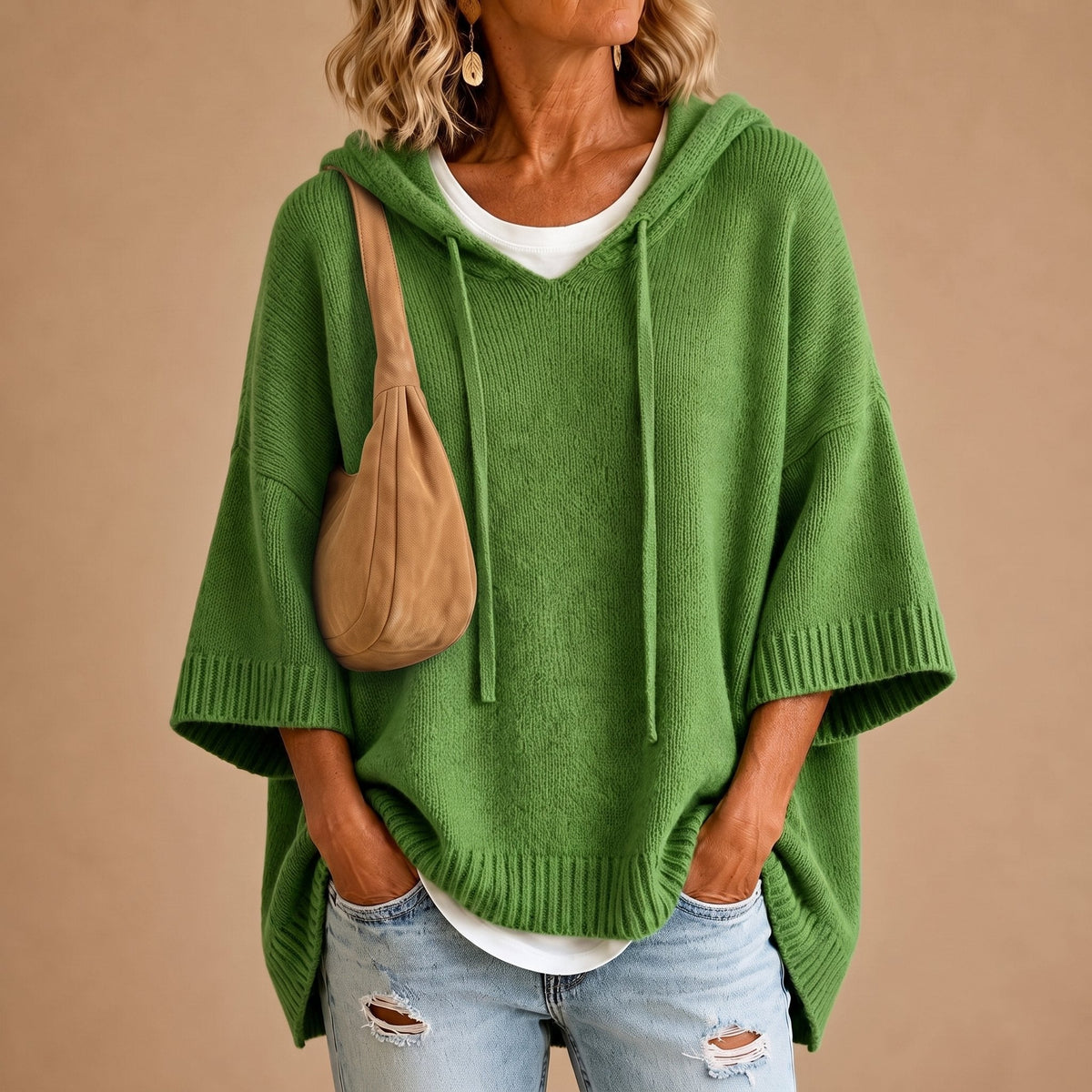 Poncho con cappuccio e maniche a 3/4