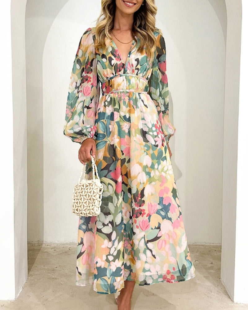 Vestido femenino con motivo floral